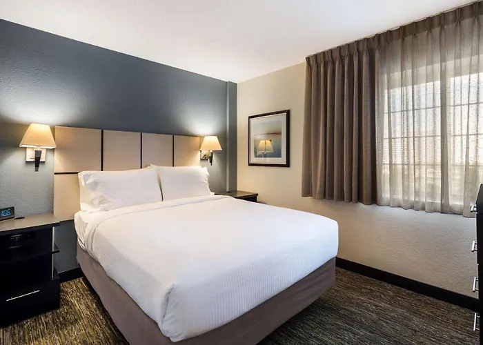Hotel Sonesta Simply Chicago 3*