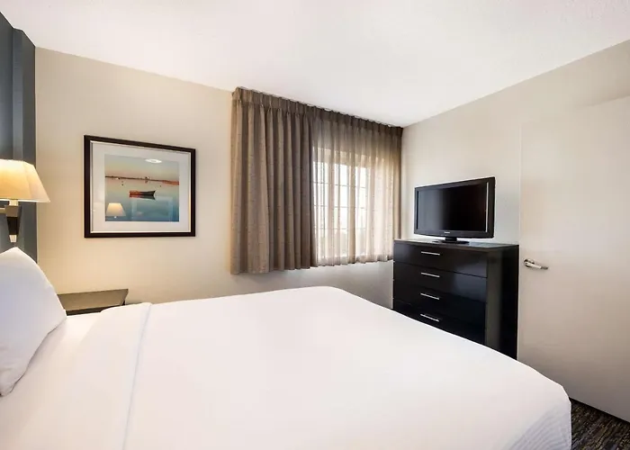 Hotel Sonesta Simply Chicago 3*