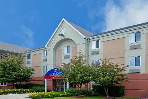 Sonesta Simply Chicago Waukegan