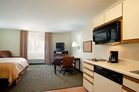 Sonesta Simply Chicago Hotel Waukegan
